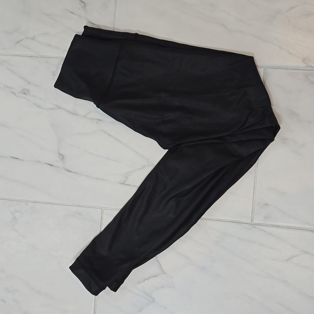 Lululemon Wunder Under Luxtreme leggings